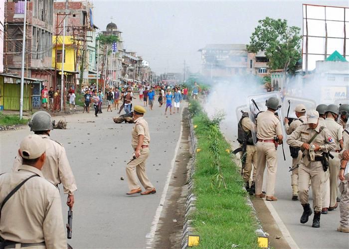 CLASH IN MANIPUR IN TWO GROUPS,13 DEAD