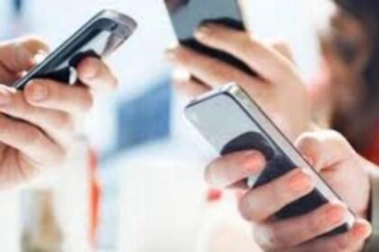 HIMACHAL में 1 मार्च से सभी स्कूलों में मोबाइल फ़ोन बैन, CM