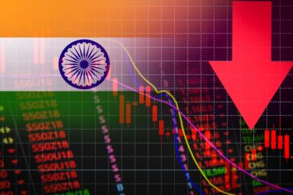 Stock Market विदेशी फंड निकलने से धड़ाम : Sensex 1,555 पॉइंट गिरा, Nifty 22,700 से नीचे