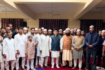 QURAN MUKAMMAL : 10 रोजा तरावीह में कुरान पाक मुकम्मल, दुनिया में शांति के लिए दुआ