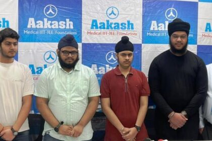 : 14 छात्रों का JEE MAIN में शानदार प्रदर्शन, इशमित AIR 503 के साथ टॉपर