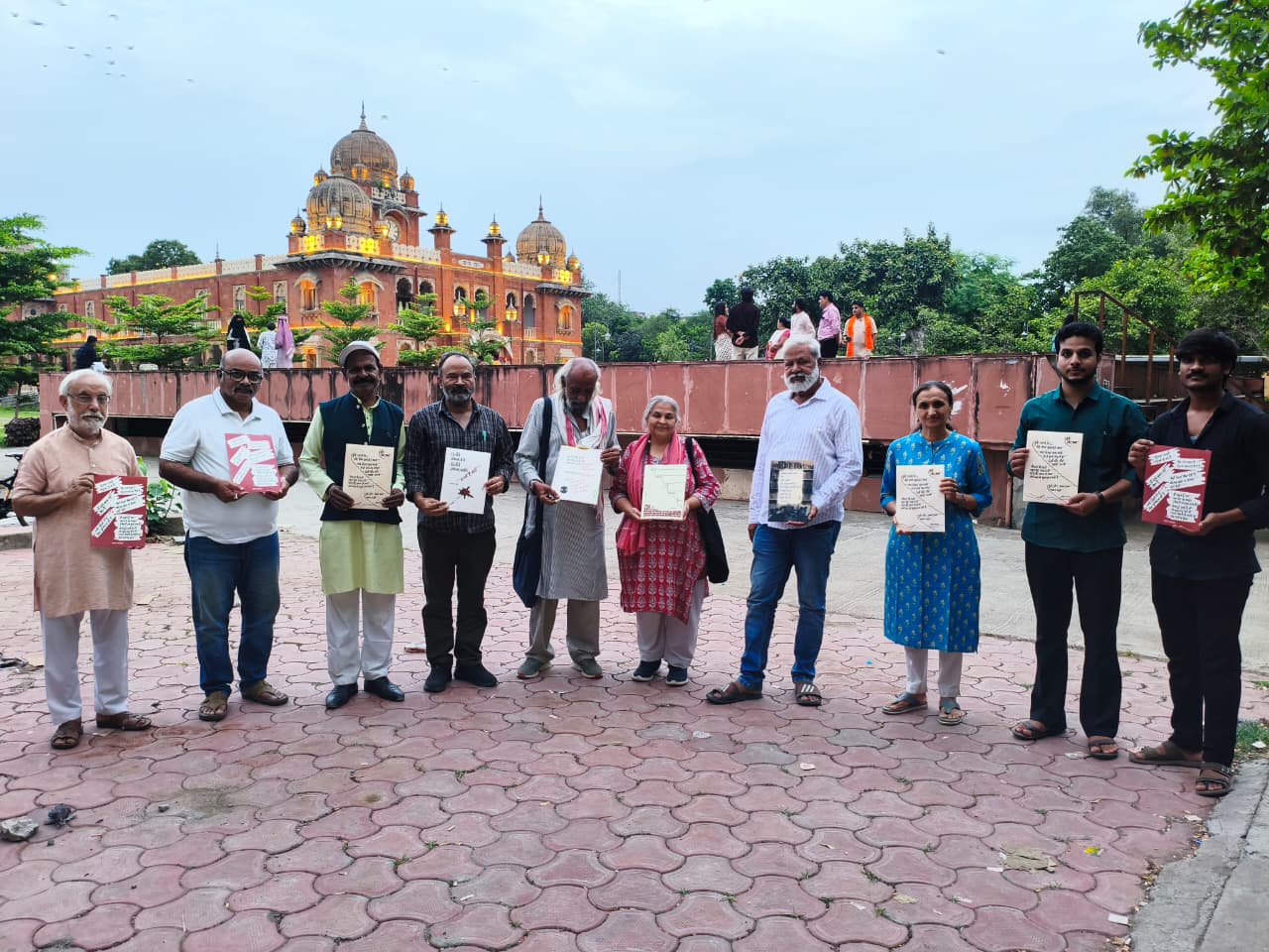 literary news : प्रगतिशील लेखक संघ द्वारा छात्र आंदोलन का समर्थन, पुलिसिया कार्रवाई की निंदा