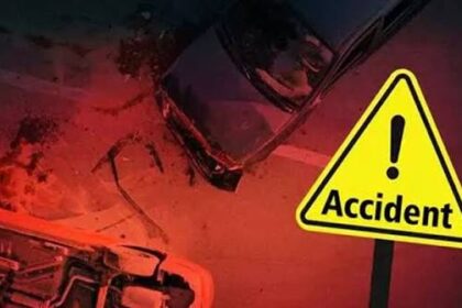 ACCIDENT : शाहतलाई रोड पर बस पलटी, पंजाब के दो श्रद्धालुओं की मौत