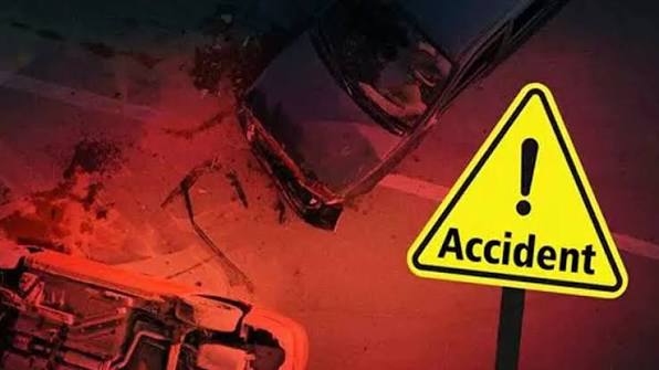 ACCIDENT : शाहतलाई रोड पर बस पलटी, पंजाब के दो श्रद्धालुओं की मौत