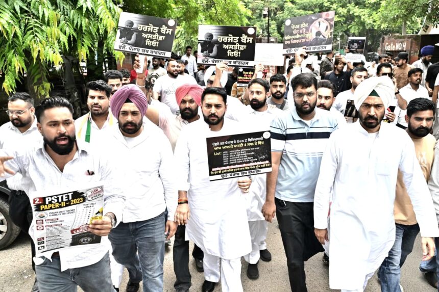 PUNJAB : 6 पेपर लीक, 10 लाख स्टूडेंट्स का भविष्य दांव पर; मंत्री बैंस इस्तीफा देः शुभम शर्मा