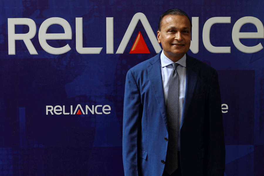 Anil Ambani पर LIC से 2,684.57 करोड़ फ्रॉड के आरोप में FIR