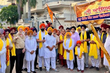 GURUDWARA NEWS : गुरु गोबिंद सिंह नगर की संगत ने नगर कीर्तन का किया भव्य स्वागत