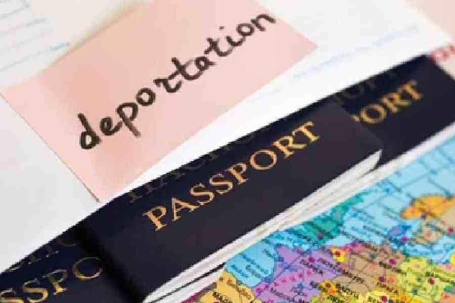 PUNJABI DEPORT: बेटे ने ब्रिटिश नागरिक की हत्या की, हथियार छुपाने वाली पंजाबी मां डिपोर्ट !