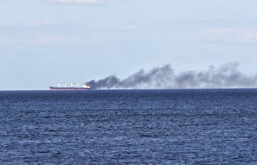 Attack in black sea - भारतीय नागरिकों को ले जा रहे जहाज़ पर हमला, दो की मौत