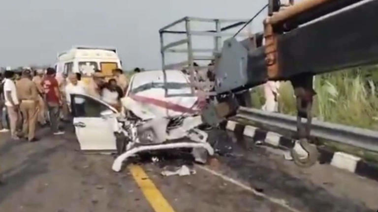 4 Cricketers died in road accident