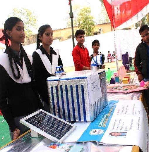 AC IN 1800 Rs ONLY : 16 साल की स्टूडेंट ने सस्ता एयर कंडीशनर बनाया, सोलर से चलता है